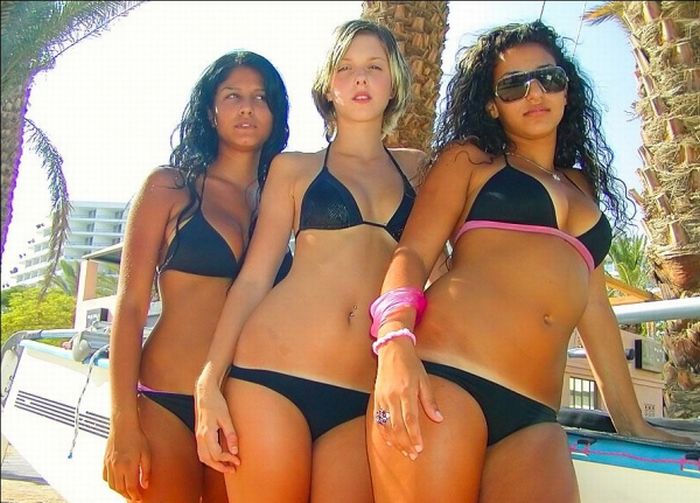 israeli_beach_girls_13.jpg