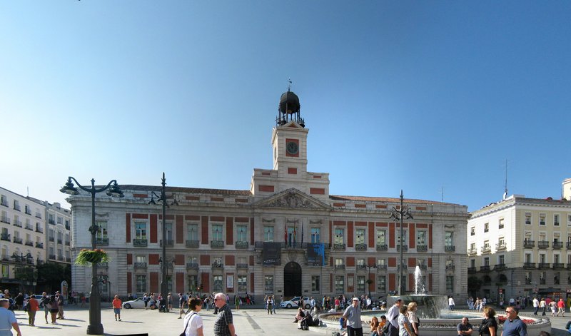 Puerta del Sol - Panorama.jpg