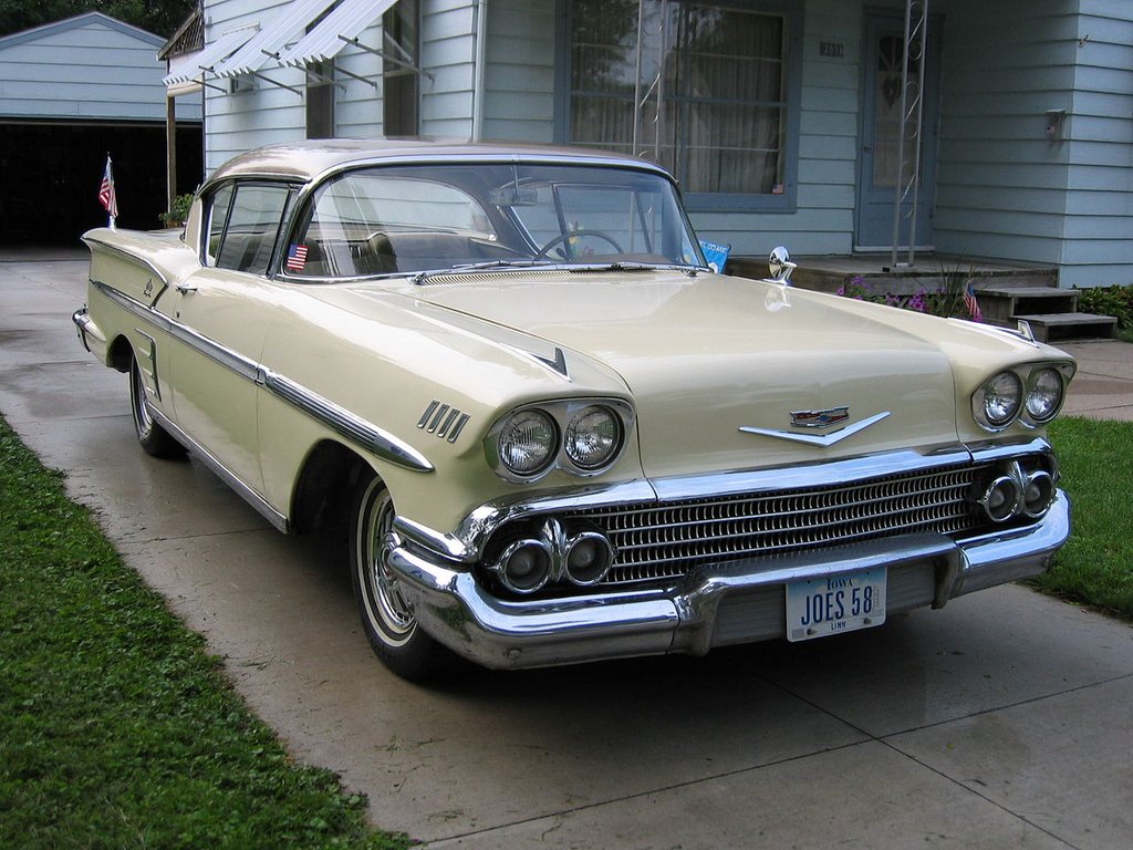 1280px-1958_Chevrolet_Impala.jpg