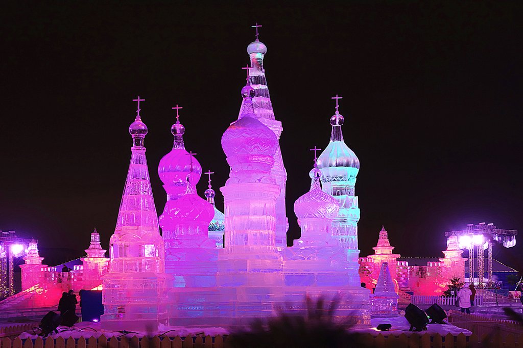 Ледяная модель Храма Покрова