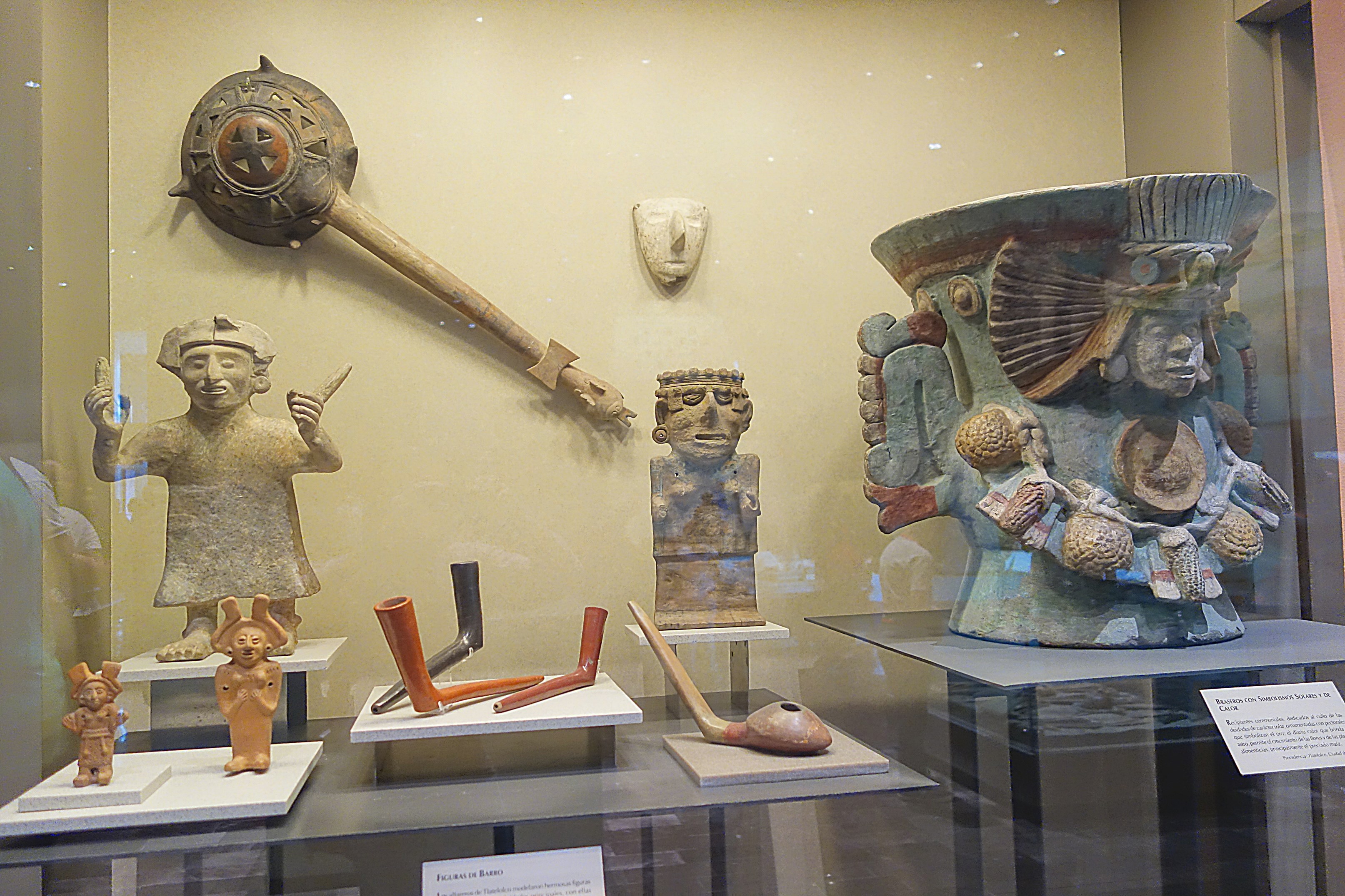 Ацтекские фигурки в Музее