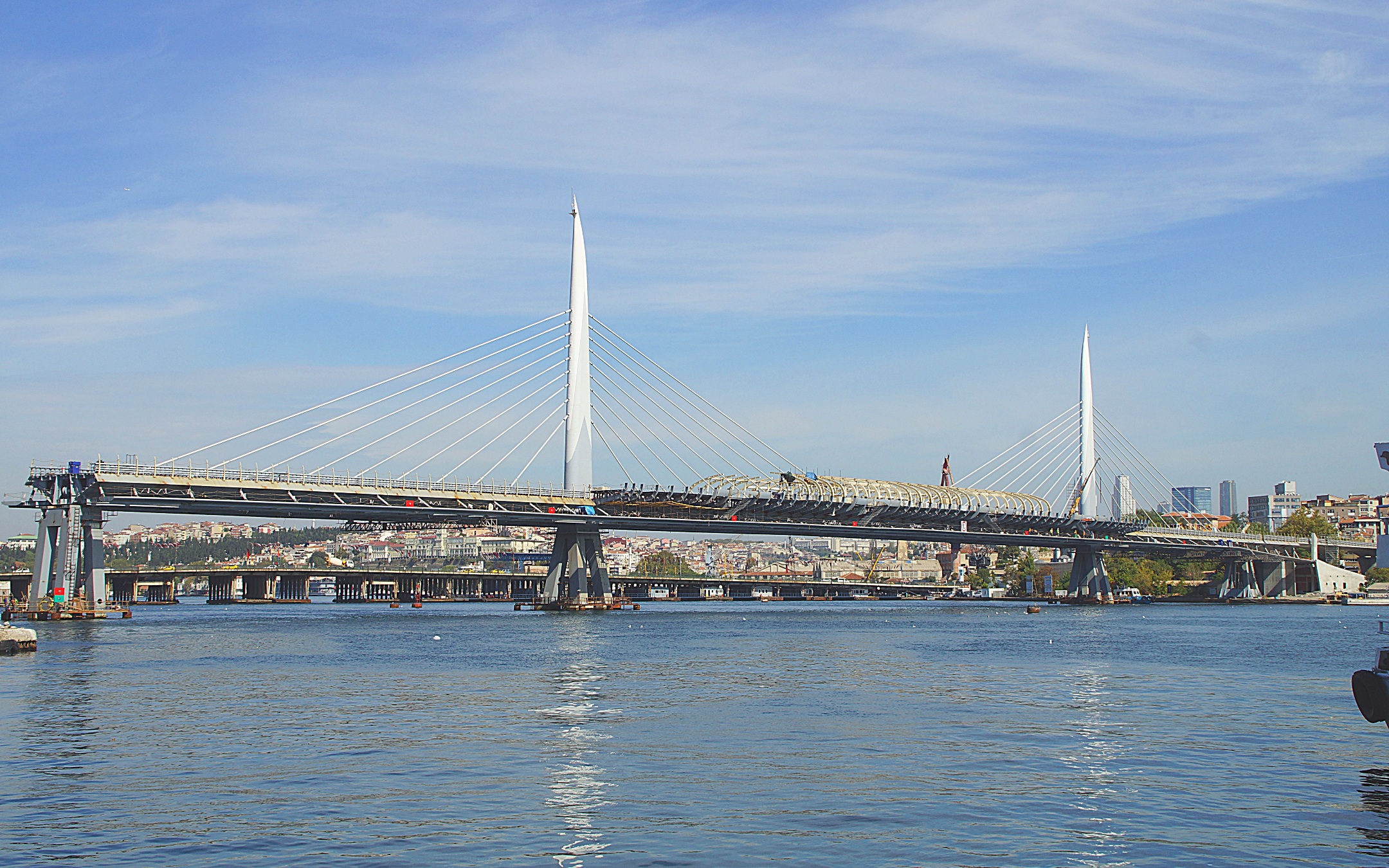 Мост через пролив Босфор