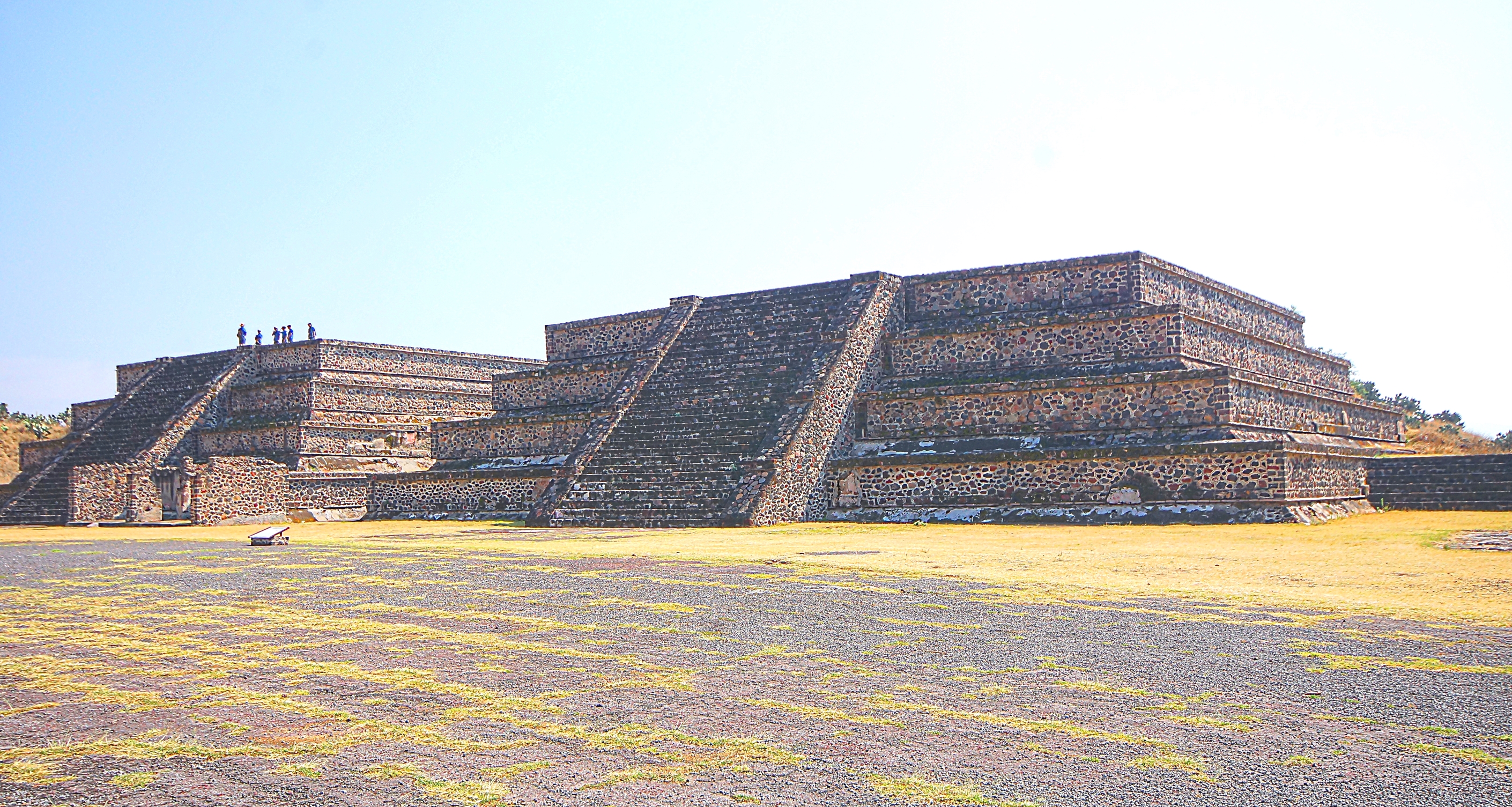 Малые пирамидыТеотиуакана