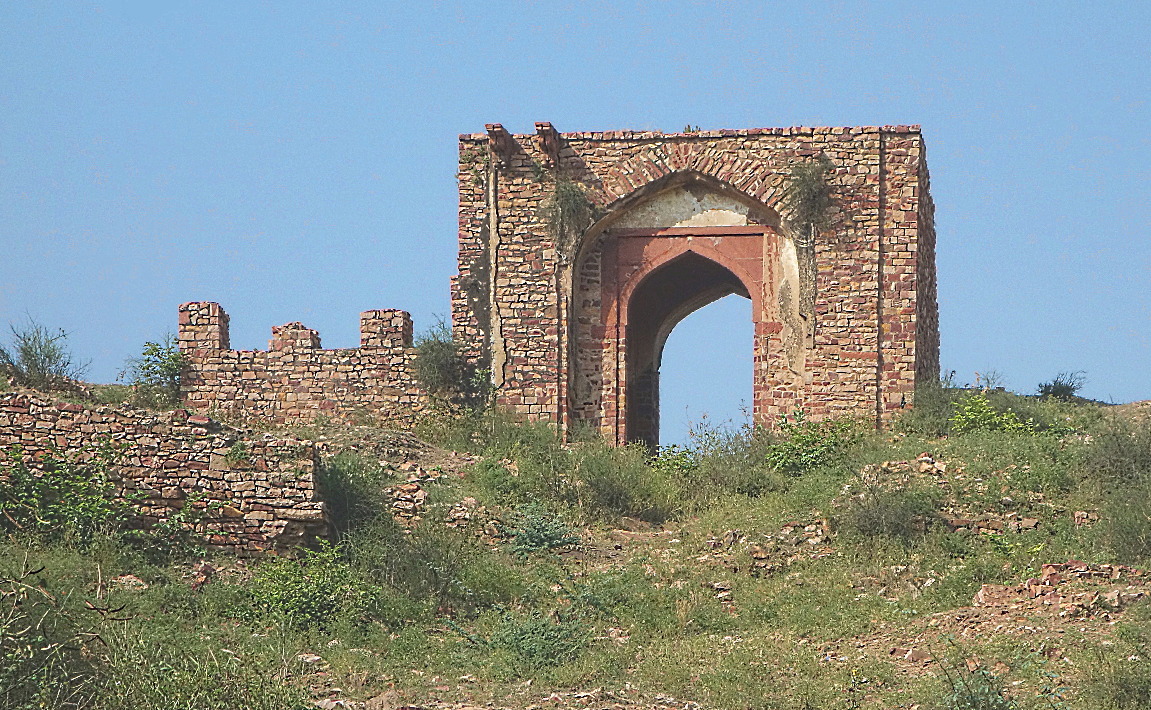 Руины Фатехпур-Сихри, мёртвого города.