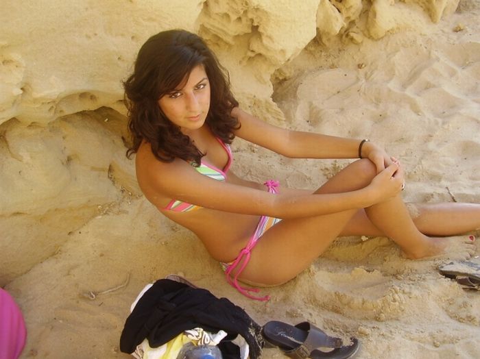 israeli_beach_girls_45.jpg