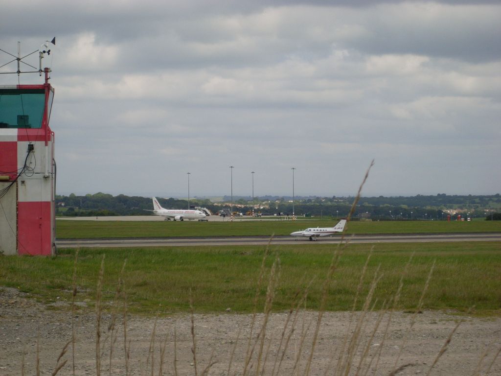 Leeds Bradford Airport (28).JPG