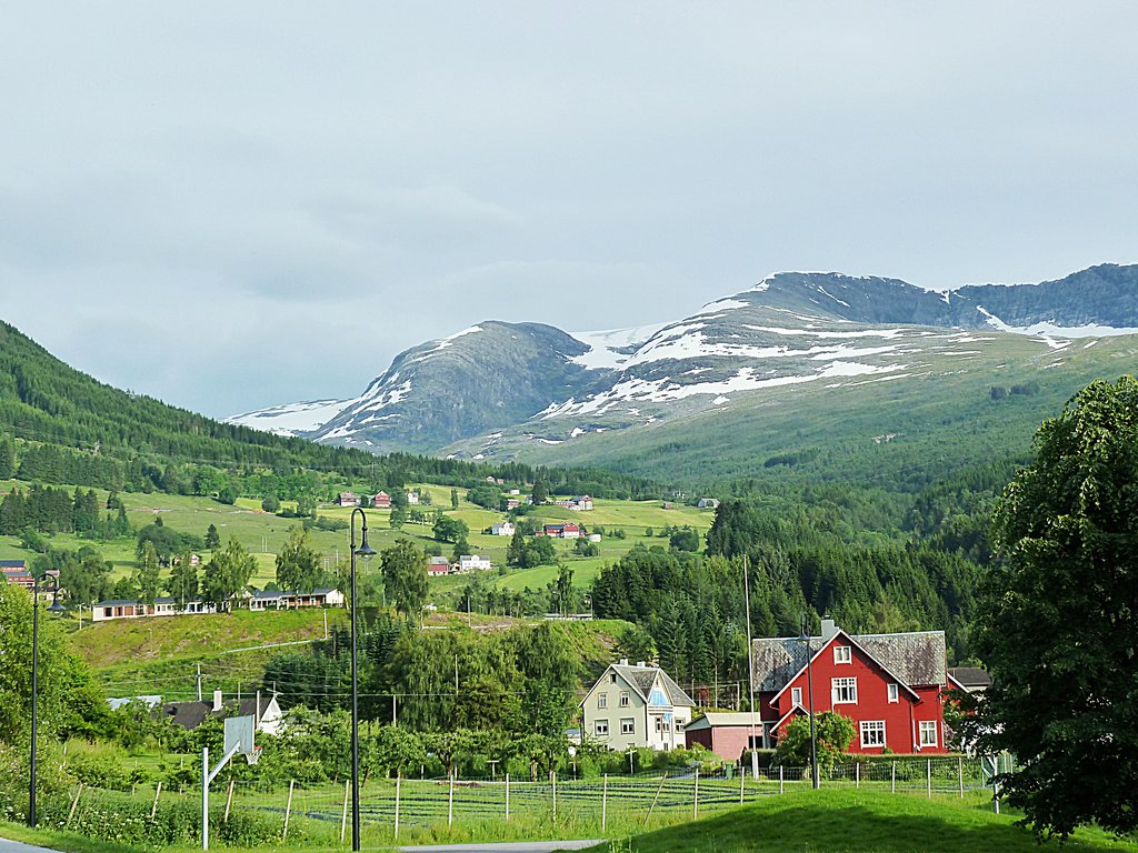 Посёлок в горах Ю. Норвегии