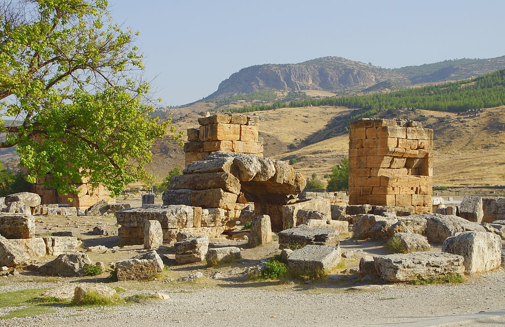 Руины античного Гиераполиса