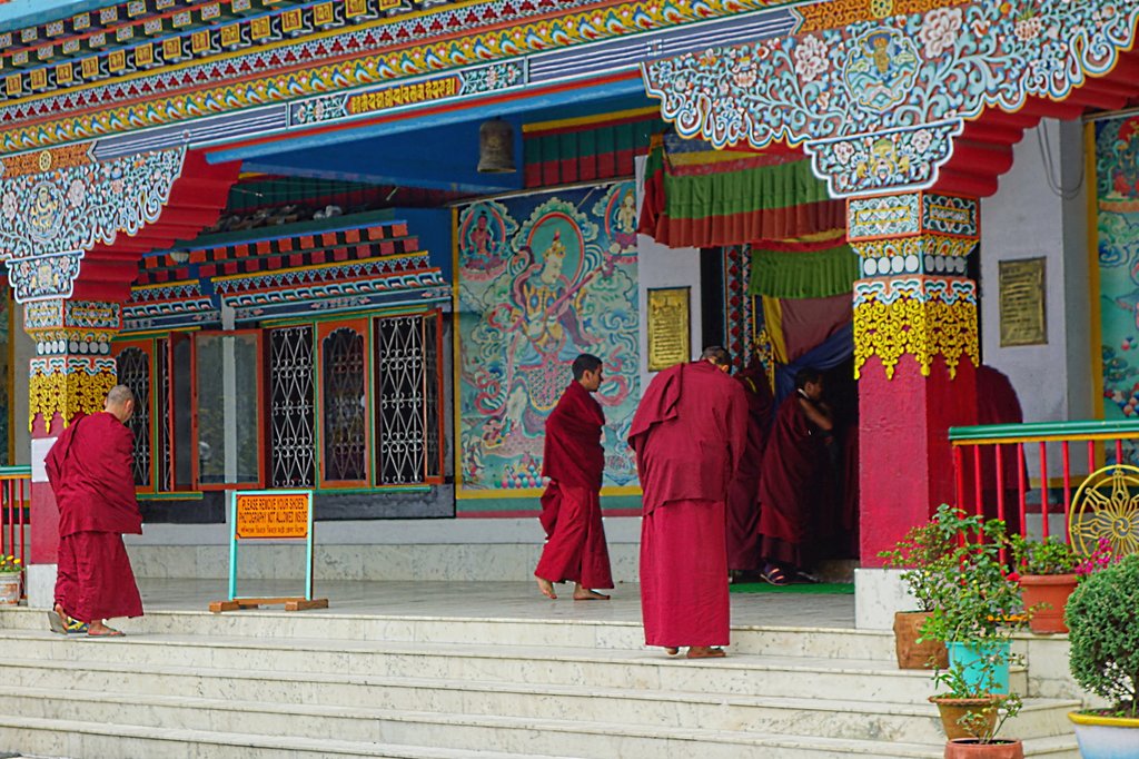 Вход в монастырь Дали в Дарджилинге