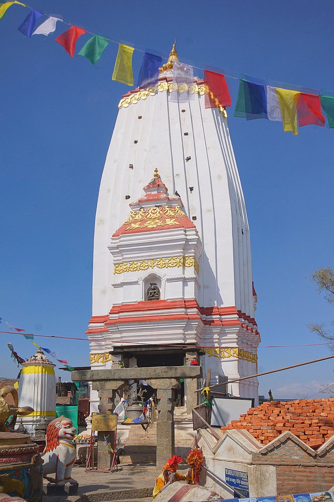 Индуистский храм у Сваямбхунаты