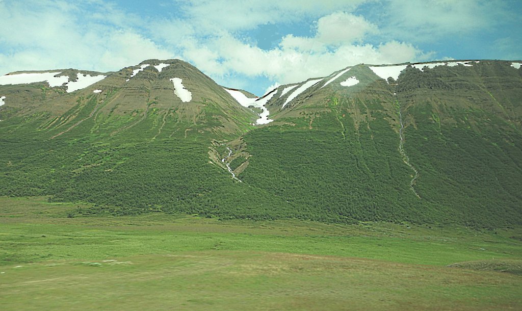 Горы СВ. Исландии
