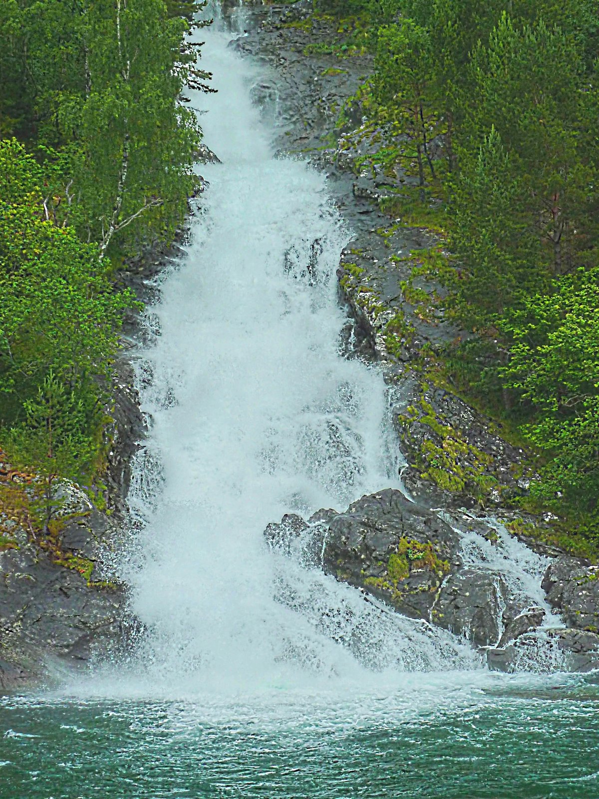 Водопад а Центральной Норвегии