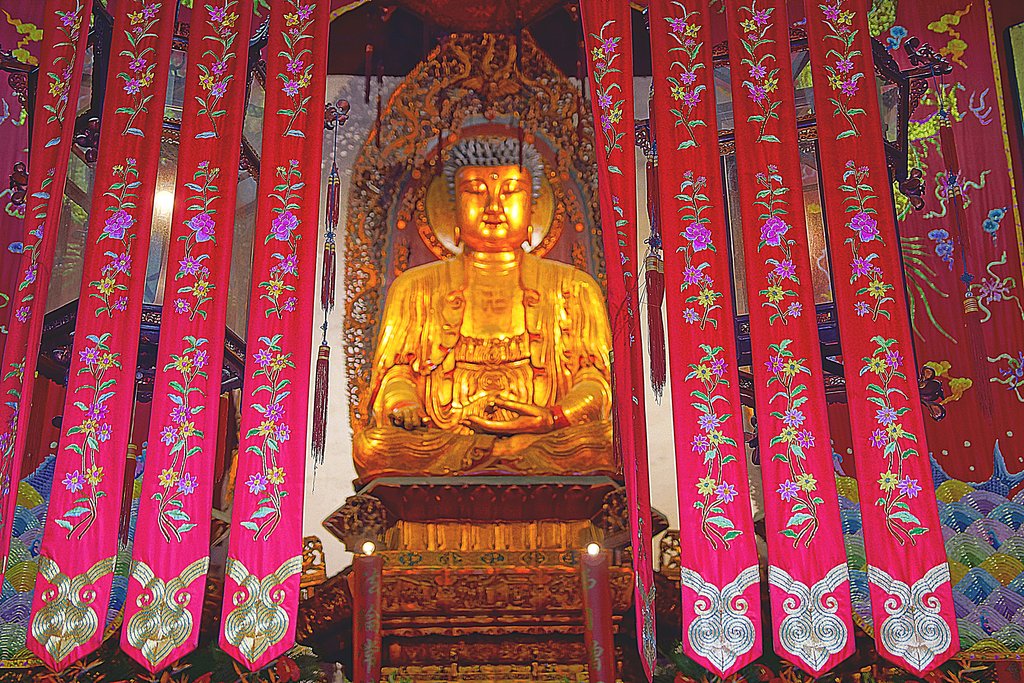Будда во втором здании Храма