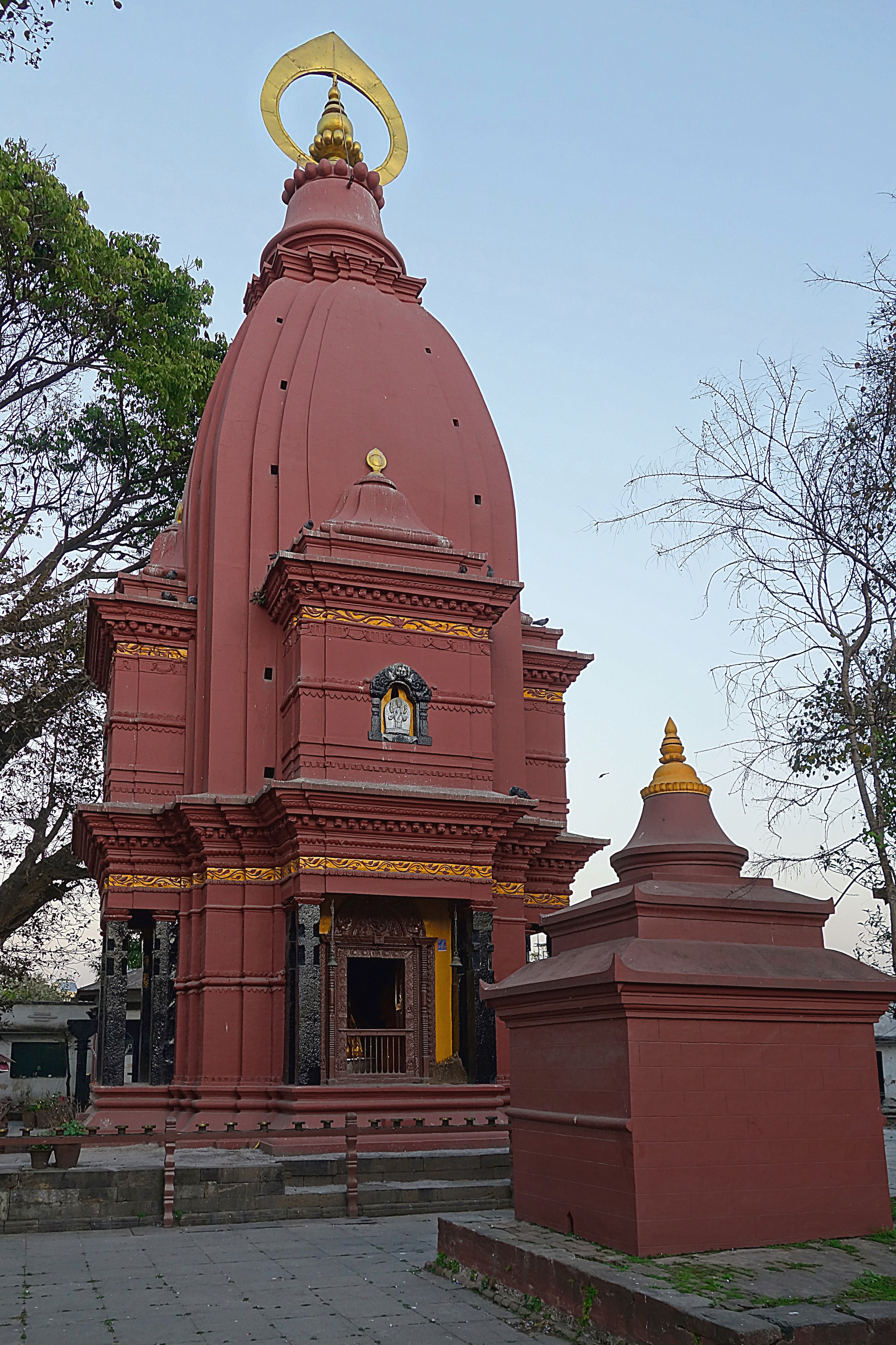 Небольшой индуистский храм