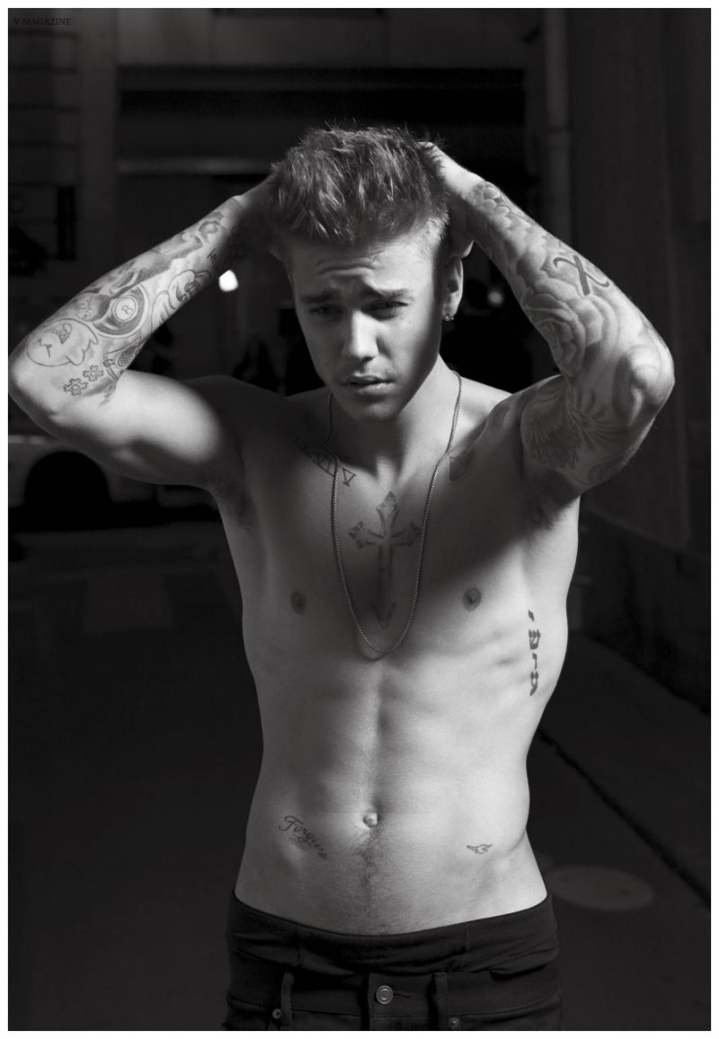 Justin-Bieber-2015-V-Magazine-Shoot-Karl-Lagerfeld-004-800x1156.