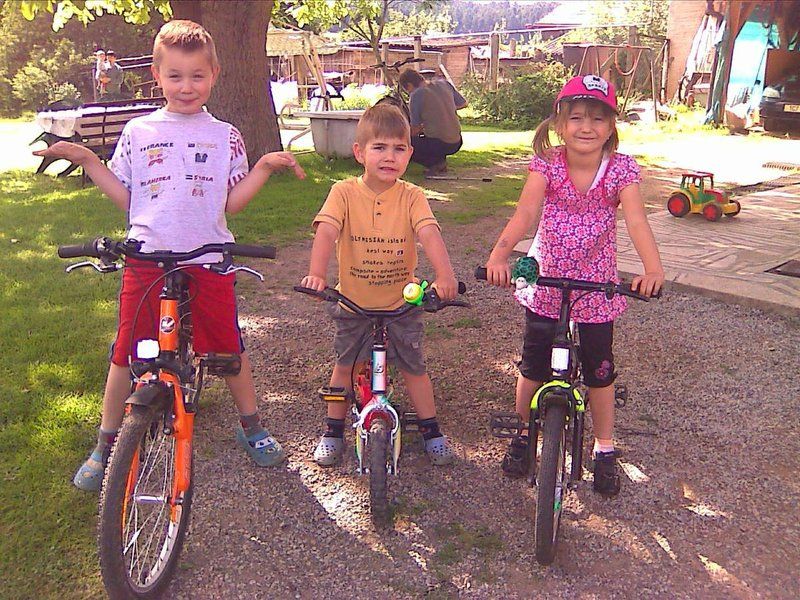 Crocs kids bikes_01.jpg